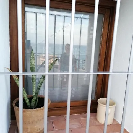 Casa Con Buenas Vistas